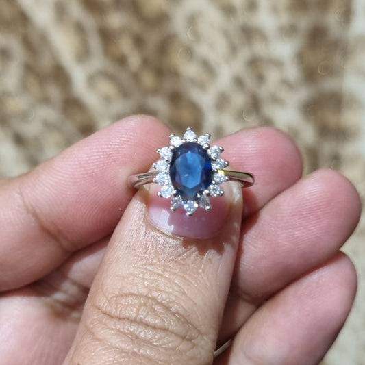 Lady Diana Sapphire Cut luxury Ring for her Adjustable