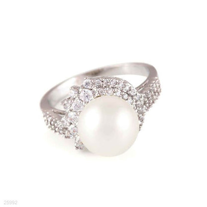 Majestic Solitaire Pearl Ring